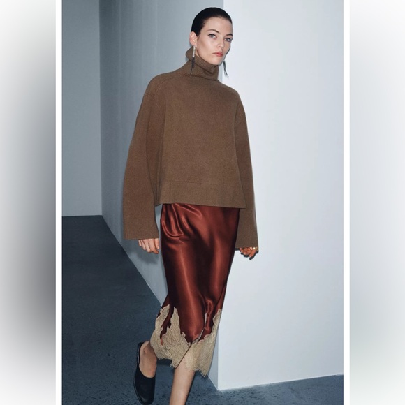 Zara Satin Skirt in Rust and Cream Lace - Picture 2 of 10